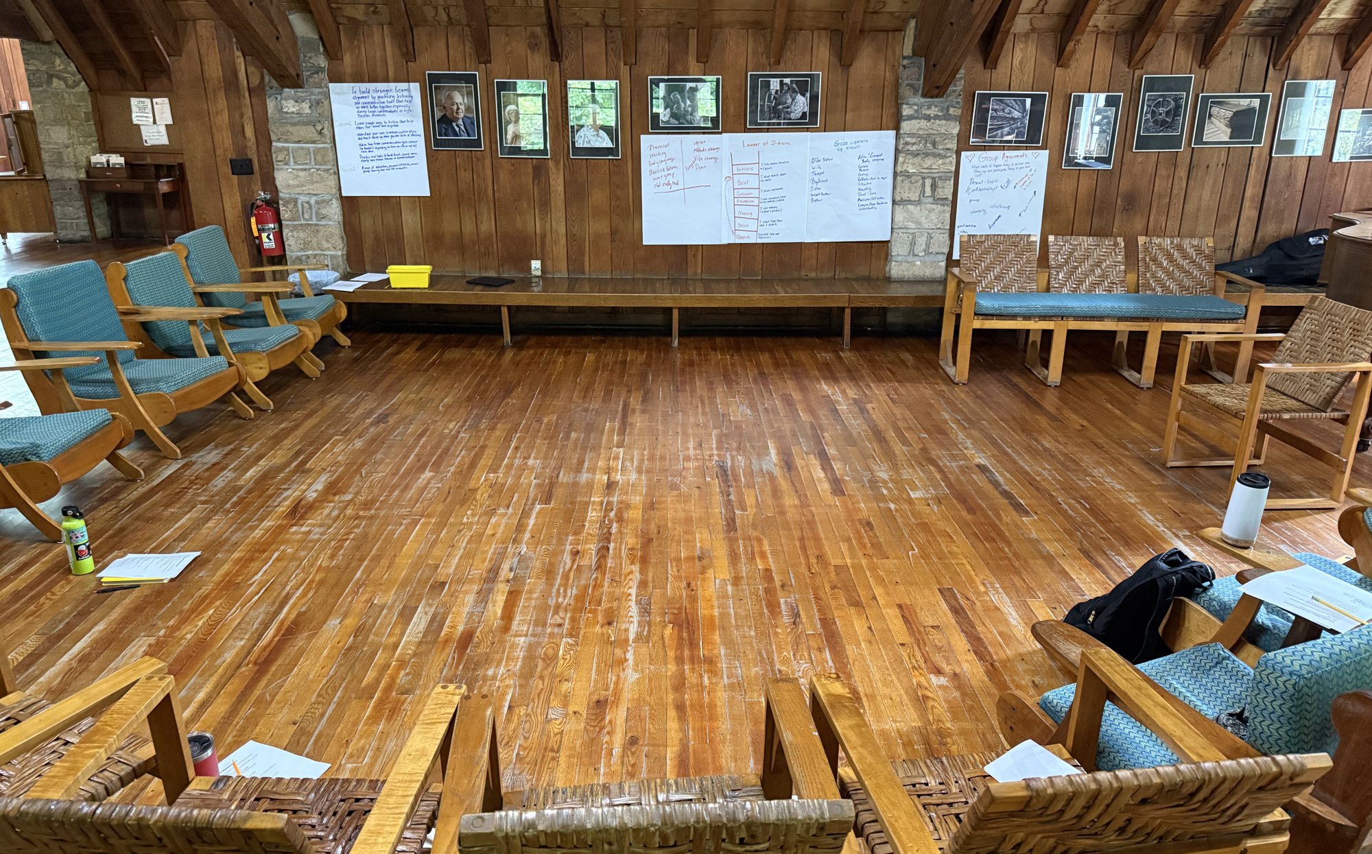 empty-circle-lodge